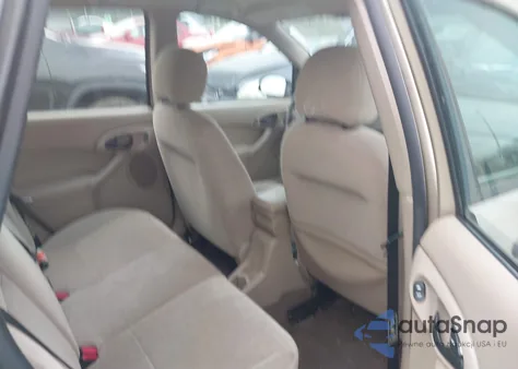 2002 Ford Focus Se/Ztw из США, поврежденный, VIN 1FAFP36392W302739